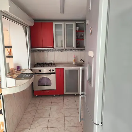 Summer Oasis In Case de vacanță