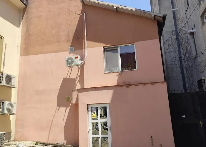 Summer Oasis In Case de vacanță